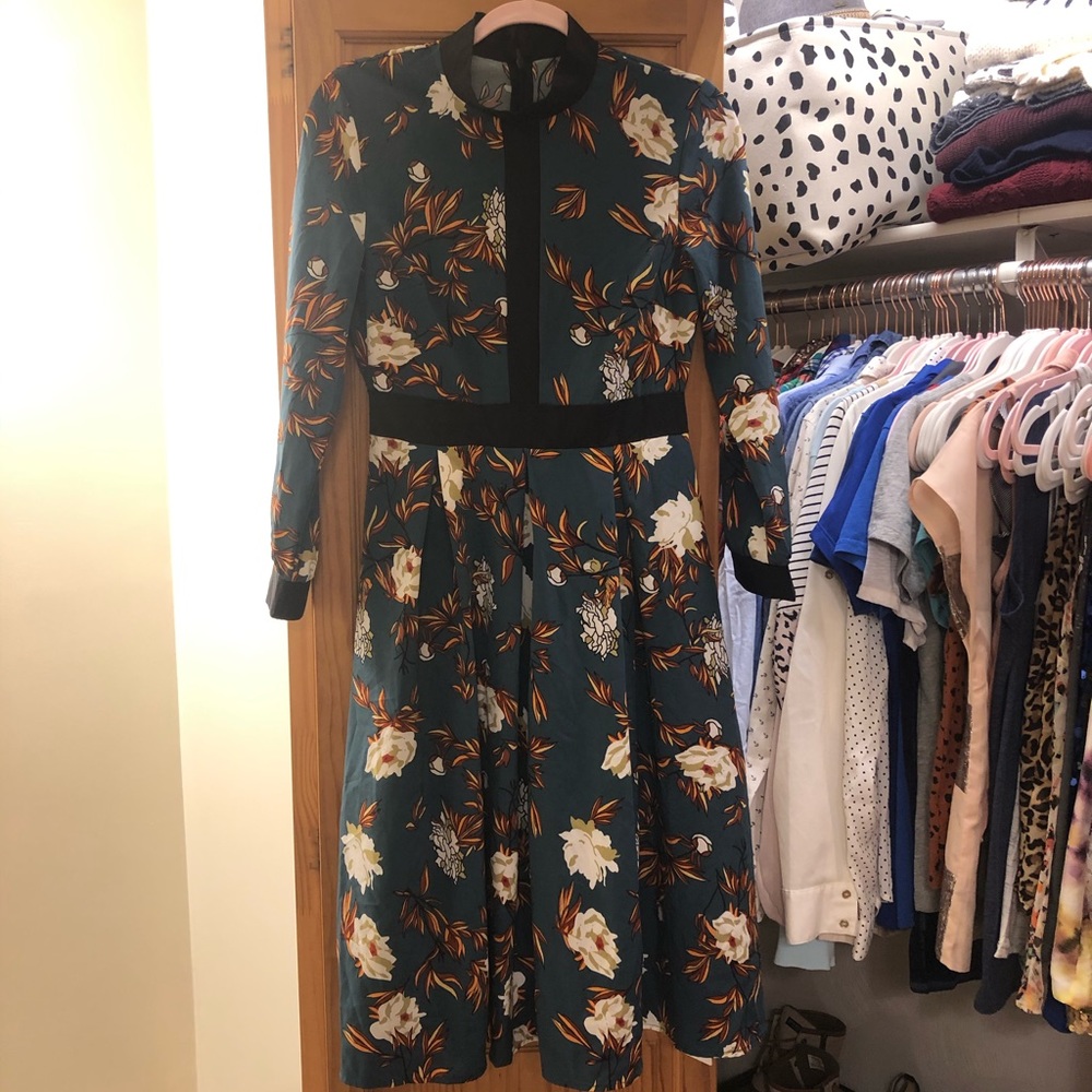 light weight fall or spring pattern dress.  Beautiful colors